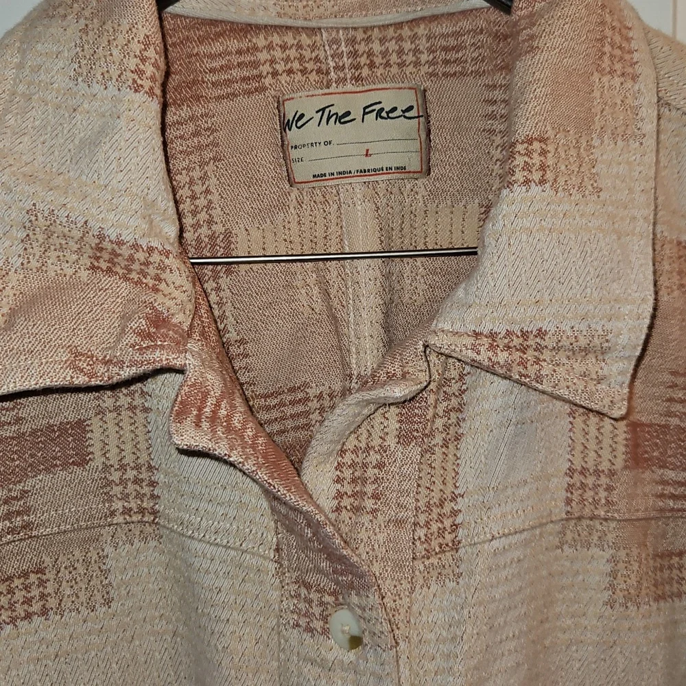 We The Free Keep It Cozy Shirt Pink Quilted Look, Large, Oversized, Southwestern - Picture 4 of 10